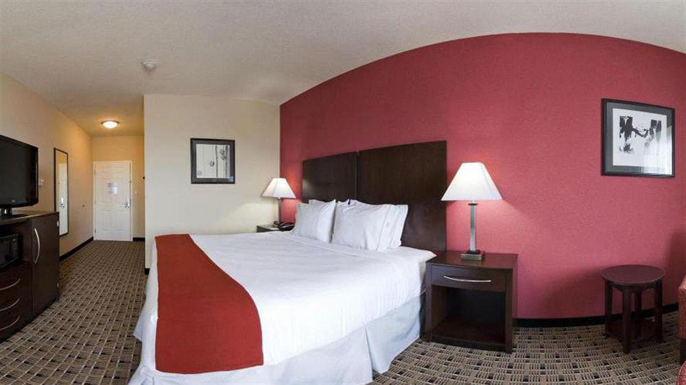 Express Houston Space Center-clear By Ihg 2* Webster