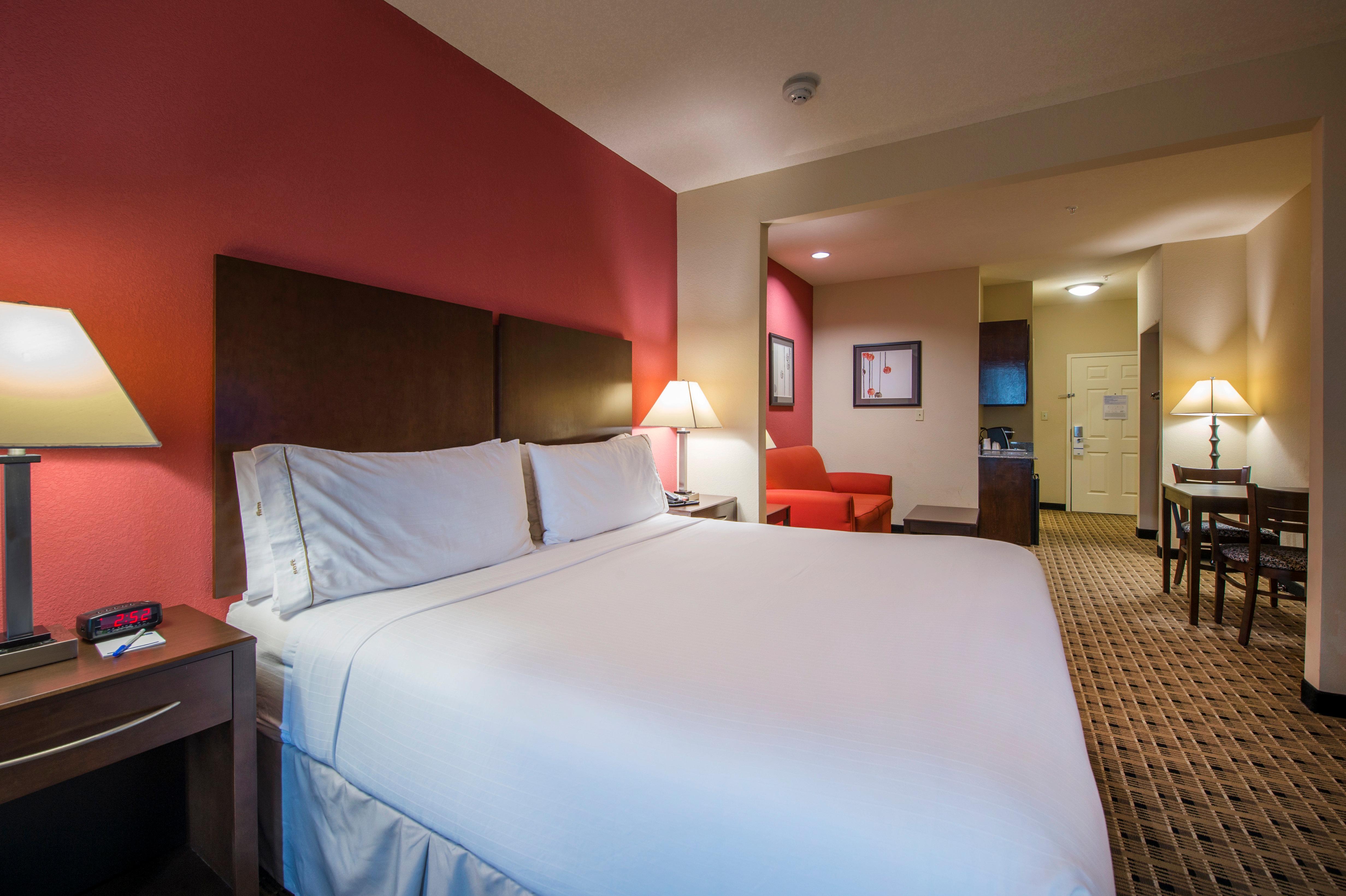 Express Houston Space Center-clear By Ihg 2* Webster