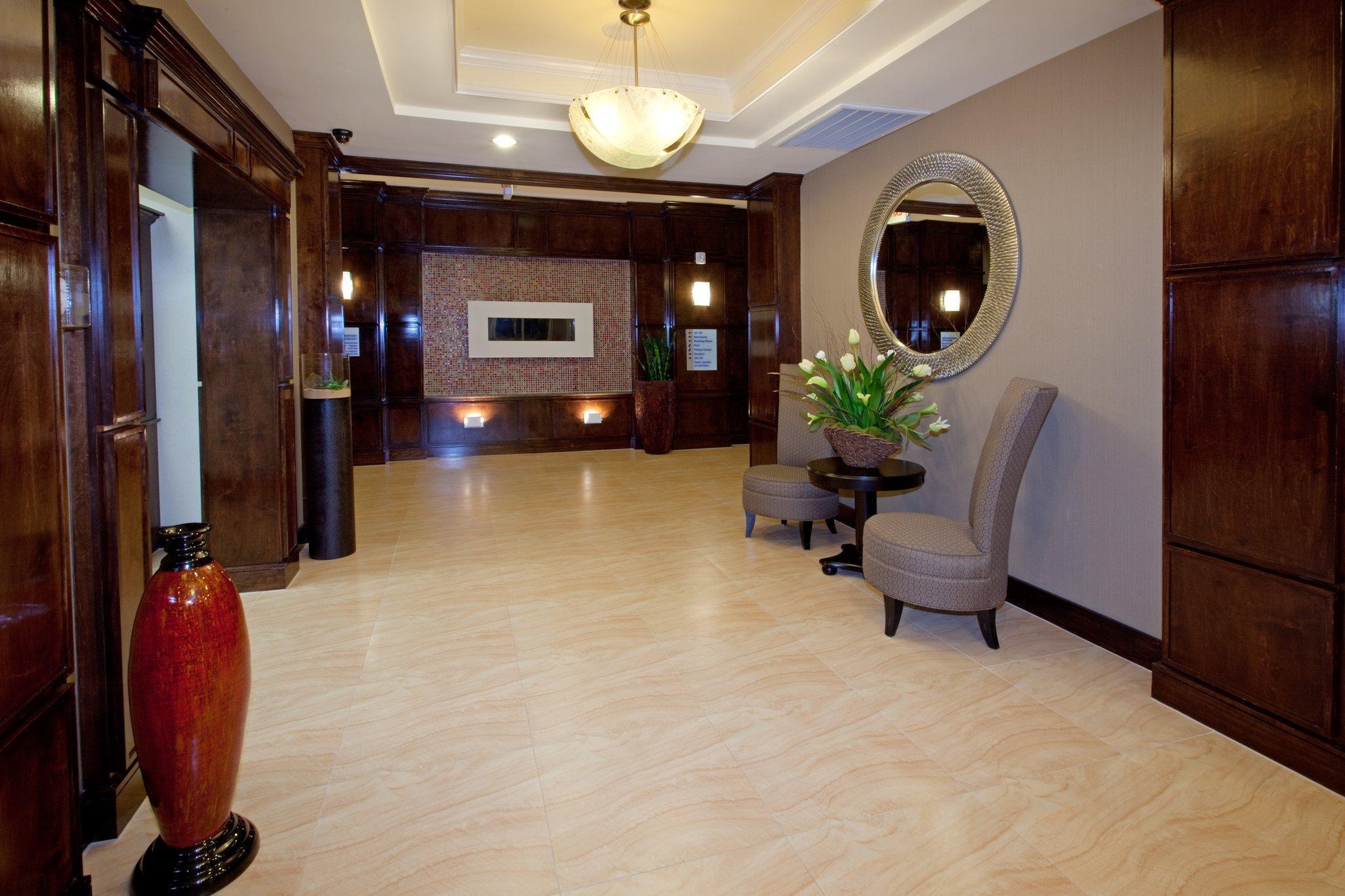 Express Houston Space Center-clear By Ihg Webster