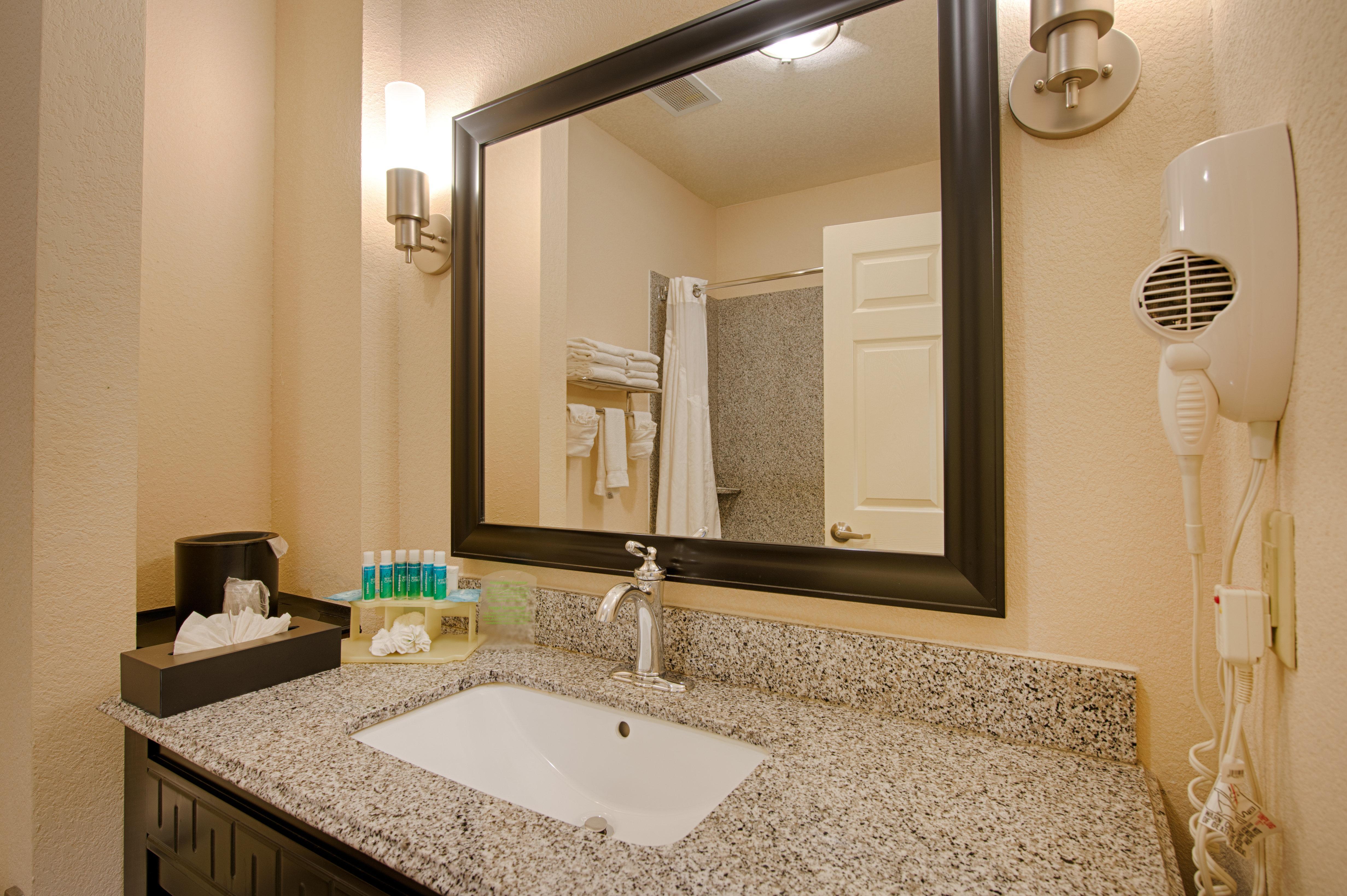 Hotel Express Houston Space Center-clear By Ihg 2*