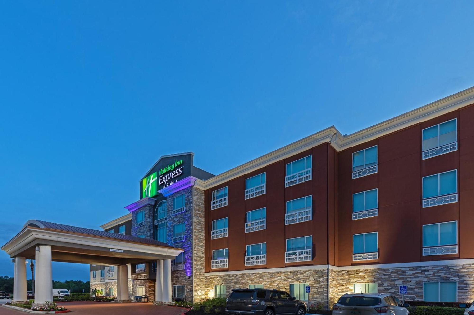 Express Houston Space Center-clear By Ihg 2*