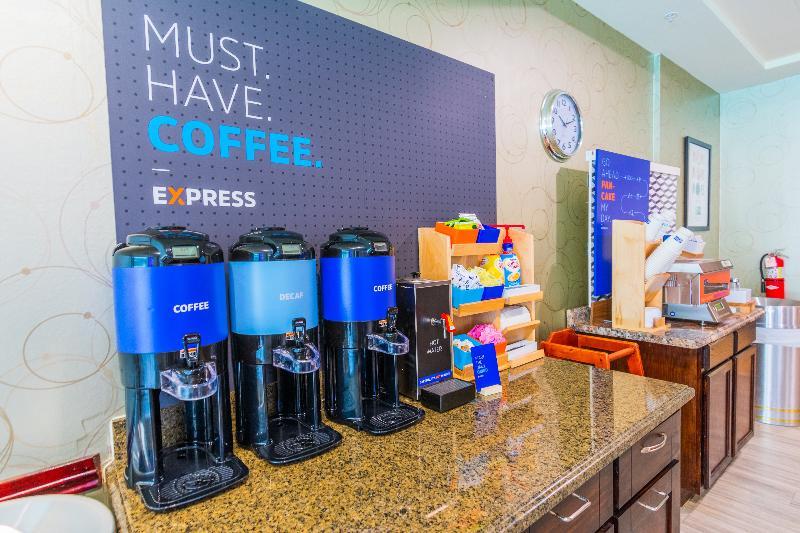 Express Houston Space Center-clear By Ihg 2*